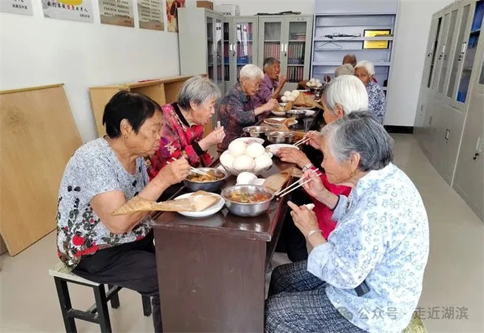 2.webp.jpg 2.webp.jpg