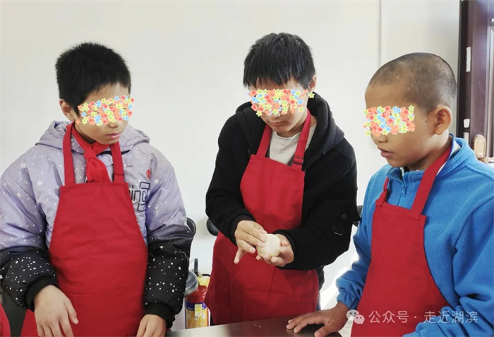 2.webp.jpg 2.webp.jpg