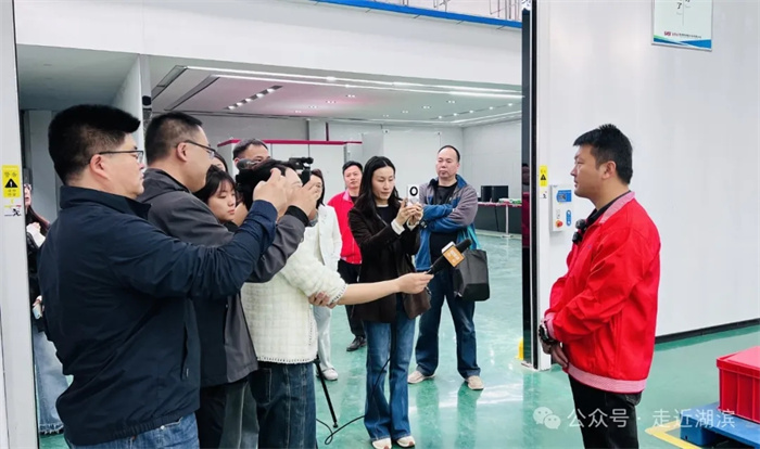 1.webp.jpg 1.webp.jpg