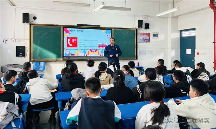 2.webp.jpg 2.webp.jpg