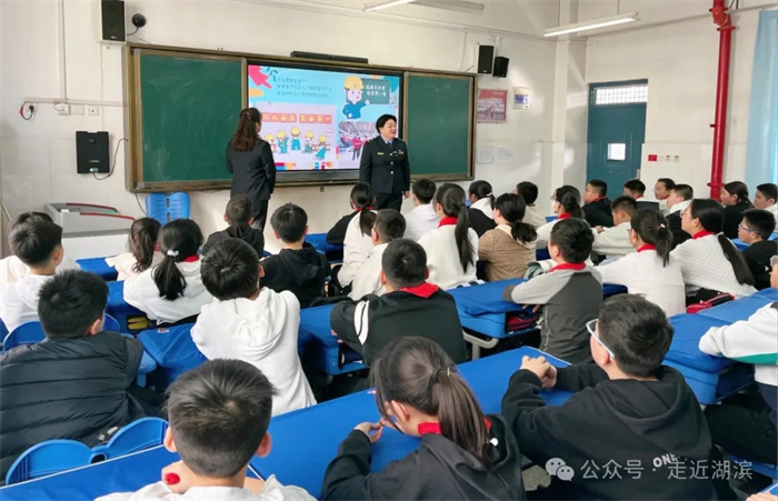 1.webp.jpg 1.webp.jpg